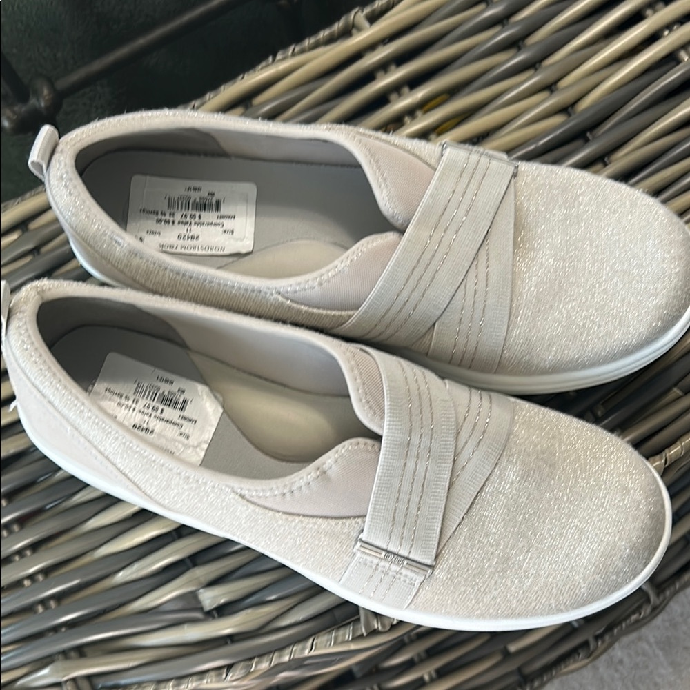 Taupe Sneakers with Elastic Bands and Rubber Sole